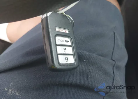 2019 Honda Accord Lx z USA, uszkodzony, nr VIN 1HGCV1F13KA094717